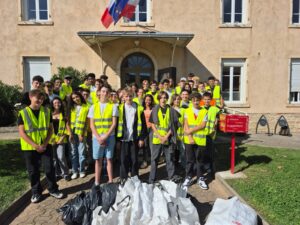 Lancement du parcours citoyen sur l’engagement 2025 des 3ème